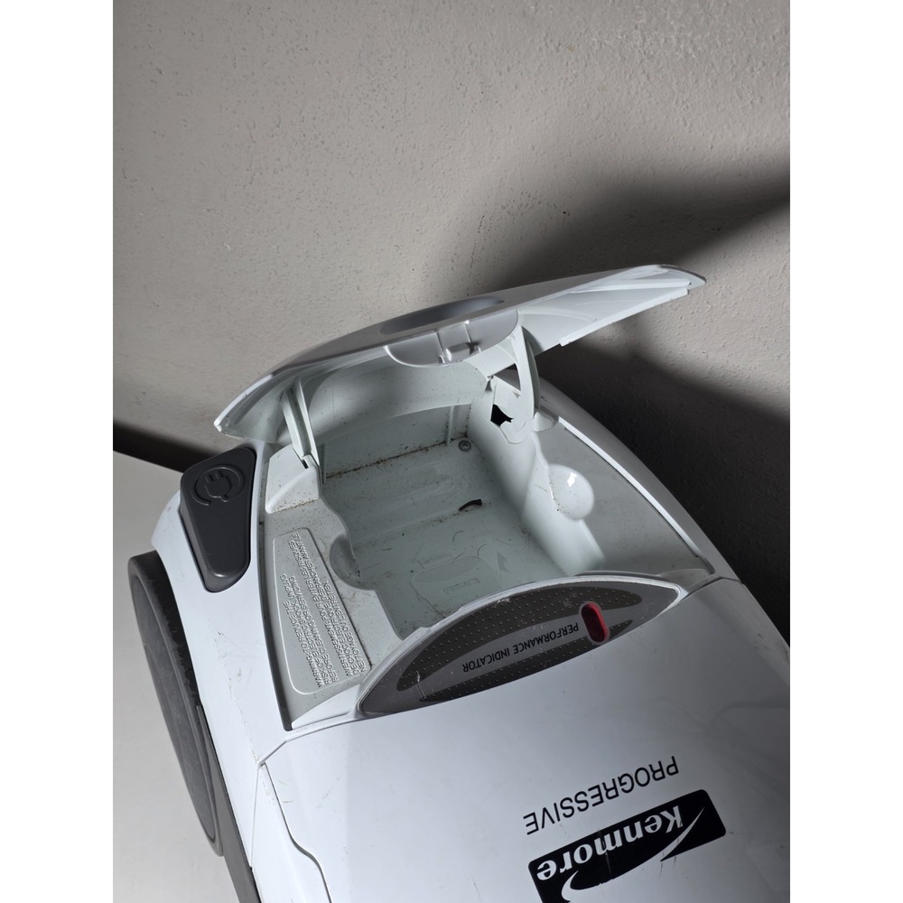 Kenmore Progressive 116 True HEPA 360 Vacuum Cleaner White Canister Only Works - Picture 12 of 16